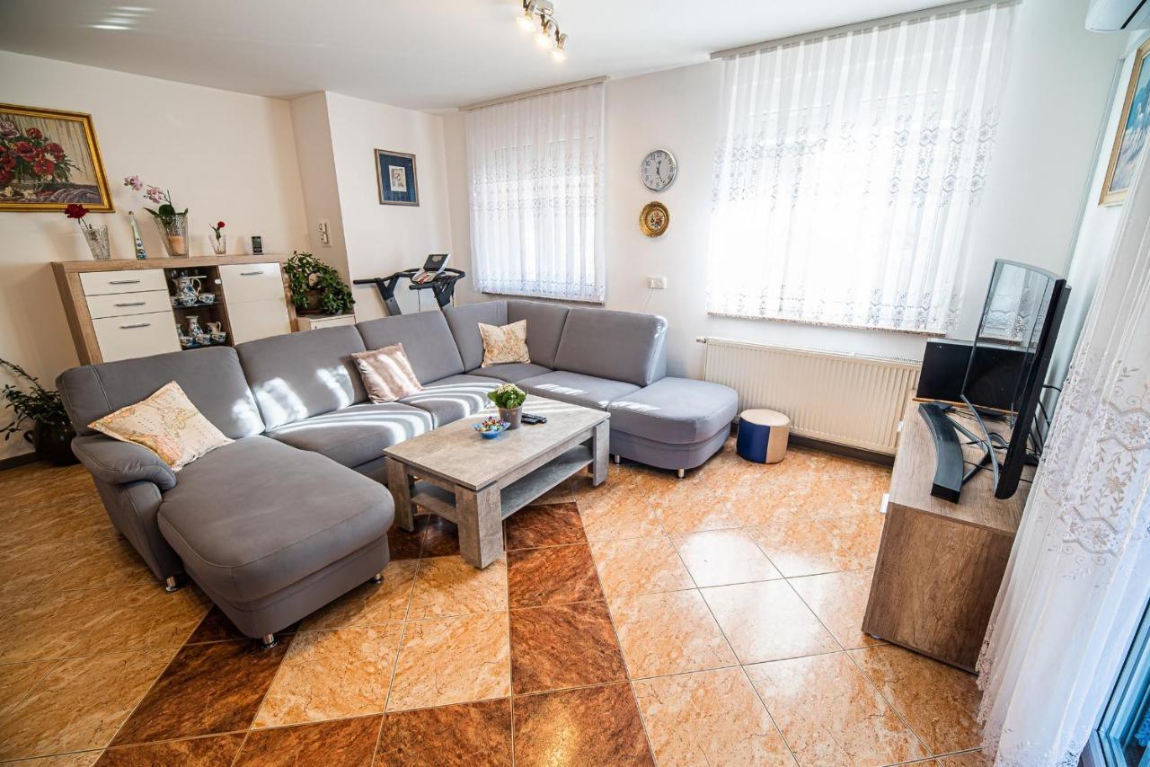 Apartment Zelimlje Škofljica Habitación foto